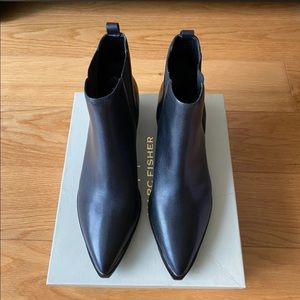 Marc Fisher ltd Chelsea Leather boot